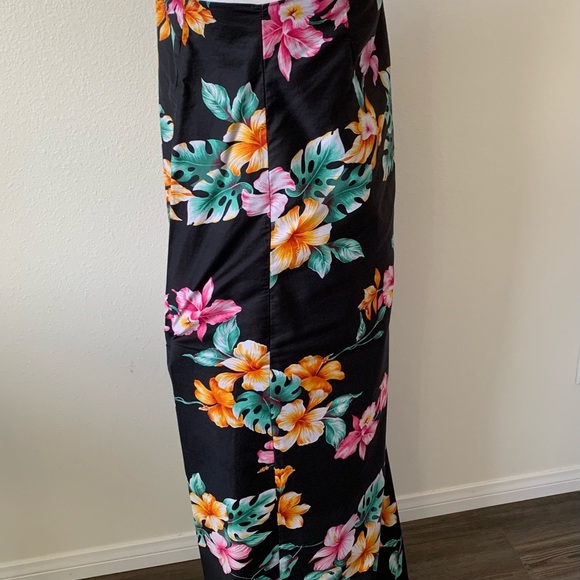 Hawaiian sarong - Picture 7 of 8